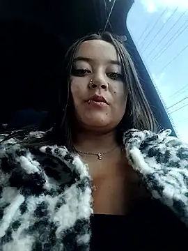 Cristal  04 online show from January 2026 04:02:02 PM