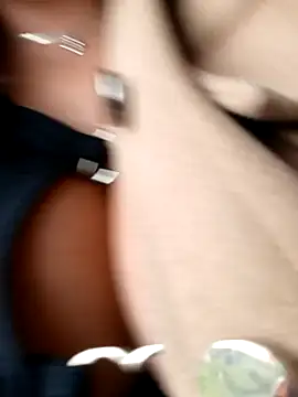 Cristal  04 online show from October 2025 05:14:01 PM