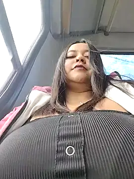 Cristal  04 online show from February 2026 06:32:02 PM