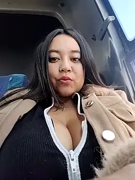 Cristal  04 online show from November 2025 03:55:02 PM