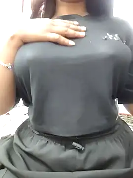 MohiniHott online show from November 2025 06:17:01 AM