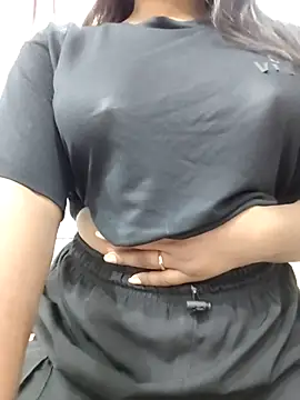 MohiniHott online show from November 2025 04:49:02 AM