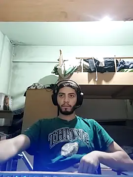 kleineid77 online show from November 2025 11:09:01 PM