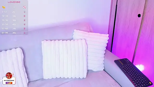 meow moon  online show from January 2026 04:47:02 PM