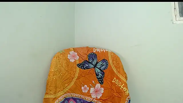 isaaclatino online show from April 2026 12:35:01 AM
