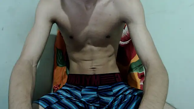 isaaclatino online show from June 2026 05:45:01 AM
