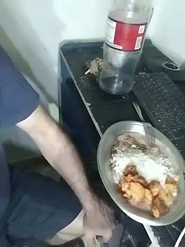 pikalindaxx online show from February 2026 03:56:01 PM