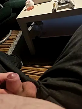 fickmonster2024 online show from December 2025 08:12:01 PM