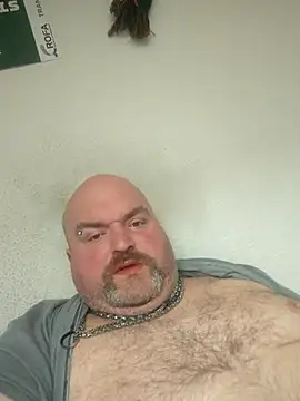 Snapshot of fickmonster2024 chatting on March 2025 07:00:02 AM fickmonster2024 online show from March 2025 07:00:02 AM