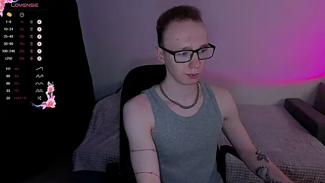Alex silents online show from September 2025 12:09:02 PM