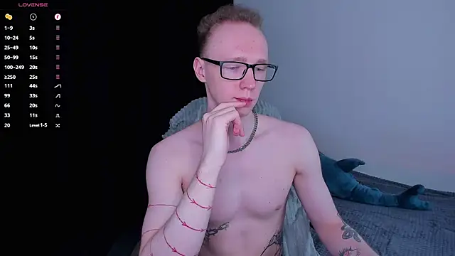 Alex silents online show from May 2026 07:17:01 PM