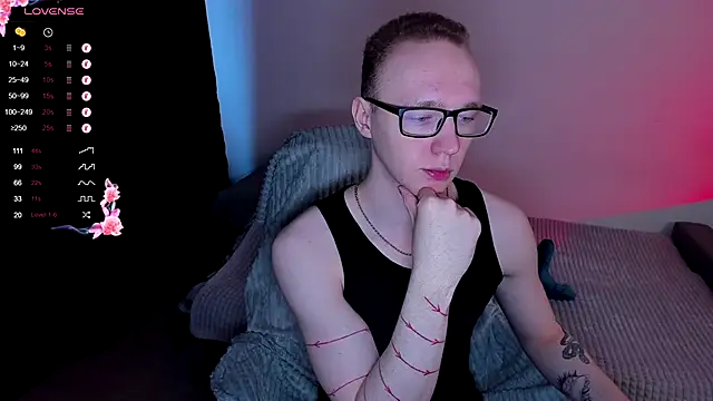 Snapshot of Alex_silents chatting on October 2025 10:24:02 AM Alex silents online show from October 2025 10:24:02 AM