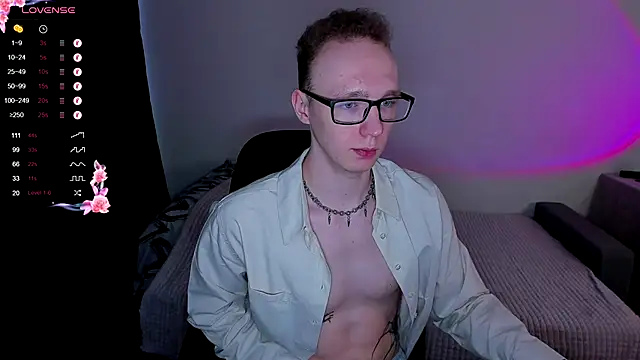 Alex silents online show from September 2025 12:01:02 PM