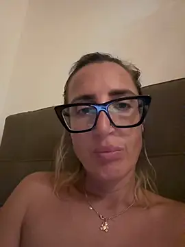 casalinga88 online show from September 2025 11:16:01 PM