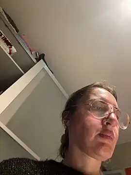 casalinga88 online show from November 2025 07:19:01 AM