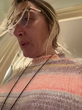 casalinga88 online show from December 2025 07:59:02 PM