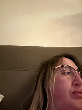 casalinga88 online show from December 2025 06:47:01 AM