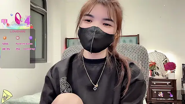 Berrysweet 68 online show from October 2025 02:38:01 PM