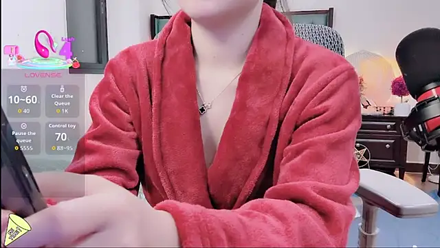 Berrysweet 68 online show from December 2025 03:12:01 PM