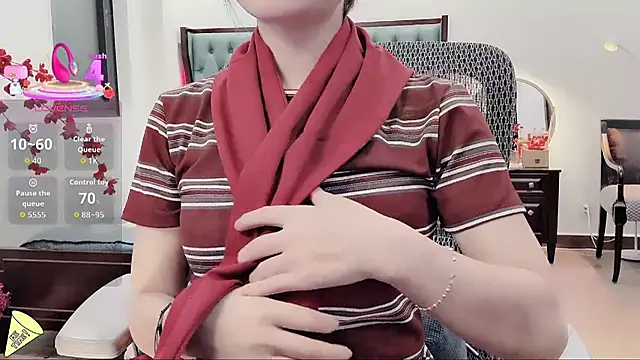 Berrysweet 68 online show from January 2026 02:45:01 PM