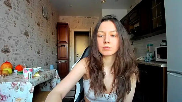 Adela Vetta online show from February 2025 02:21:01 PM