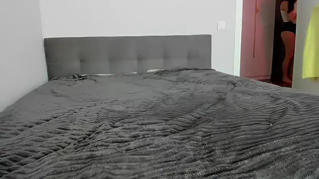 Adela Vetta online show from March 2026 08:14:01 AM