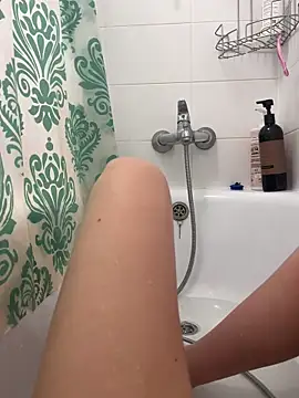 Adela Vetta online show from December 2025 06:04:01 AM