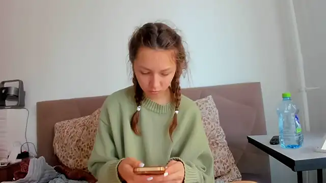 Adela Vetta online show from October 2025 08:19:02 AM