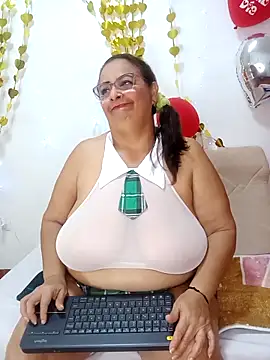 BBW salome online show from February 2026 09:13:02 PM