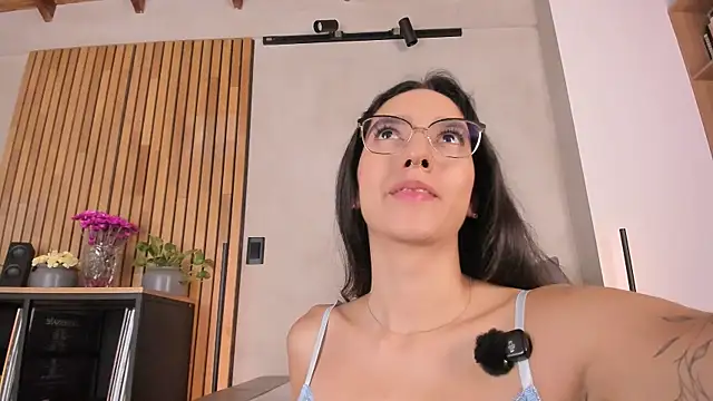 honeyhot69   online show from May 2026 11:30:02 AM