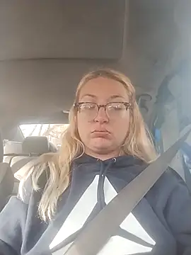 xWhoreAbleX Pika online show from March 2026 10:01:02 PM