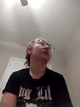 xWhoreAbleX Pika online show from November 2025 03:17:01 PM