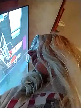 xWhoreAbleX Pika online show from November 2025 07:47:01 PM