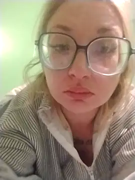 xWhoreAbleX Pika online show from December 2025 08:36:01 AM