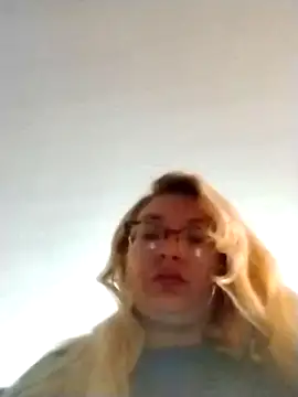 xWhoreAbleX Pika online show from April 2026 02:02:02 PM