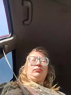 xWhoreAbleX Pika online show from November 2025 03:02:01 PM