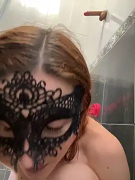 Snapshot of Miacarry chatting on March 2026 09:05:01 PM Miacarry online show from March 2026 09:05:01 PM