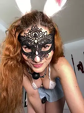 Snapshot of Miacarry chatting on April 2026 04:46:01 AM Miacarry online show from April 2026 04:46:01 AM