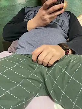 ionut9879 online show from February 2026 01:00:02 PM