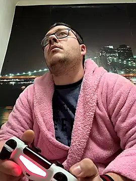 ionut9879 online show from December 2025 03:16:01 PM