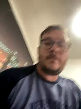 ionut9879 online show from October 2025 10:14:01 AM