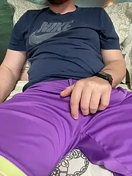 ionut9879 online show from April 2026 11:23:02 AM