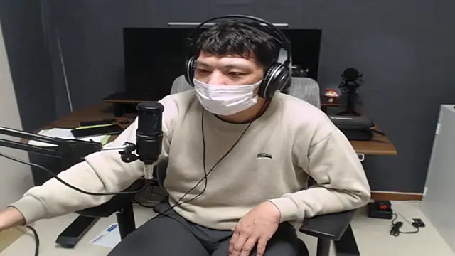 Snapshot of tokimori chatting on February 2025 06:19:01 AM tokimori online show from February 2025 06:19:01 AM
