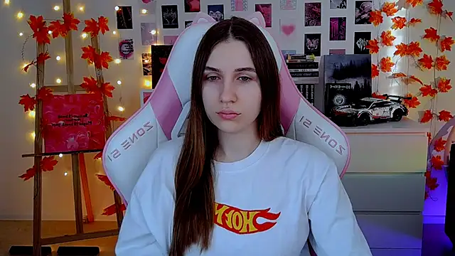 Snapshot of AliceCharmy chatting on November 2025 06:17:01 AM AliceCharmy online show from November 2025 06:17:01 AM