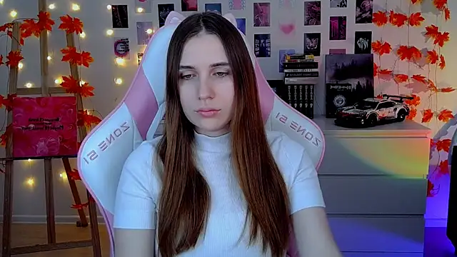 Snapshot of AliceCharmy chatting on November 2025 06:19:01 AM AliceCharmy online show from November 2025 06:19:01 AM