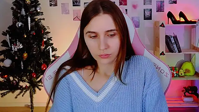 Snapshot of AliceCharmy chatting on December 2024 12:01:02 PM AliceCharmy online show from December 2024 12:01:02 PM