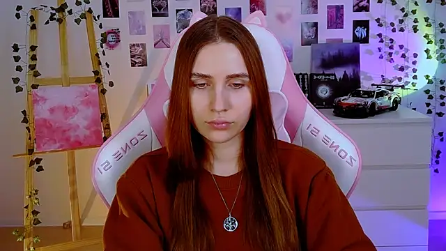 Snapshot of AliceCharmy chatting on January 2025 11:06:02 AM AliceCharmy online show from January 2025 11:06:02 AM
