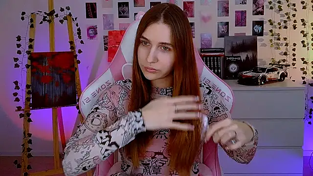 Snapshot of AliceCharmy chatting on March 2025 01:29:01 PM AliceCharmy online show from March 2025 01:29:01 PM