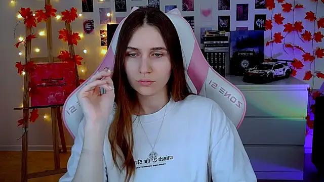 Snapshot of AliceCharmy chatting on November 2025 07:08:01 AM AliceCharmy online show from November 2025 07:08:01 AM