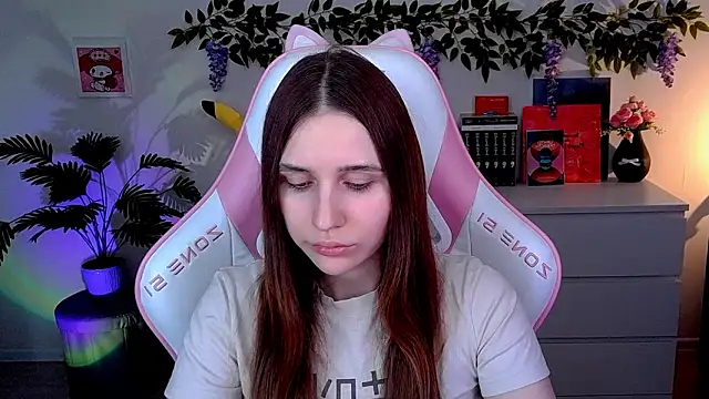 AliceCharmy online show from March 2026 03:57:01 PM